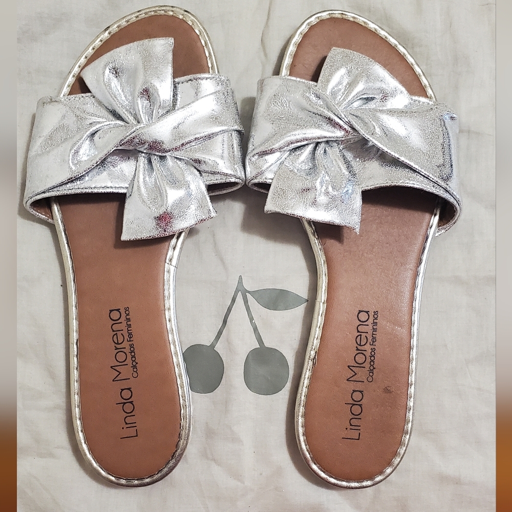 Sanda/ Flat/ Flip-flop